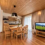 Torri Di Seefeld Lägenhetshotell
