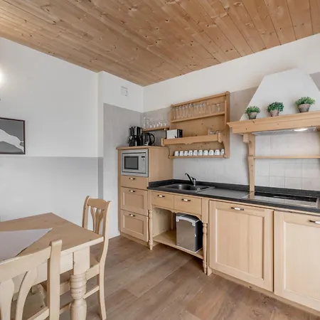 Torri Di Seefeld Lägenhetshotell 4*