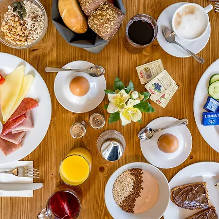 Lägenhetshotell Torri Di Seefeld 4*