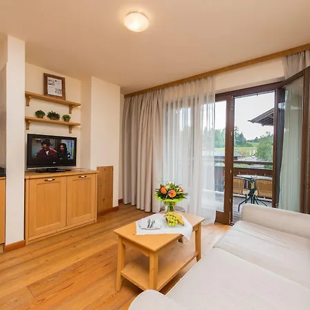 Torri Di Seefeld アパートホテル 3*