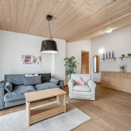 Ξενοδοχείο με διαμερίσματα Torri Di Seefeld Ζέεφελντ